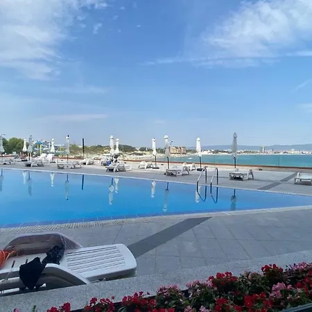 Paradiso 'b' 108 Private Cozy Apartamento Nesebar