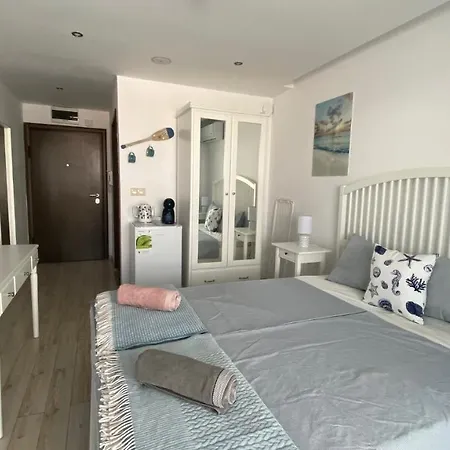 アパート Paradiso 'b' 108 Private Cozy ネセバル