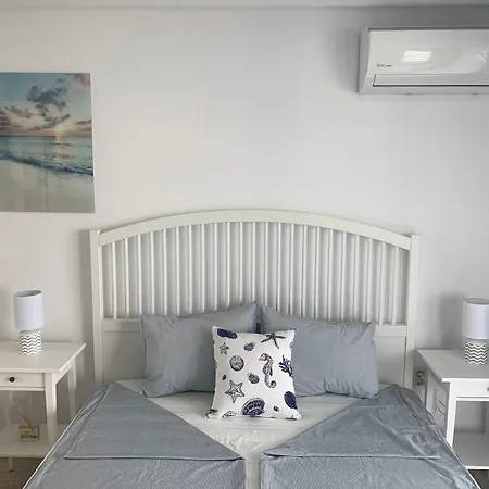 アパート Paradiso 'b' 108 Private Cozy ネセバル